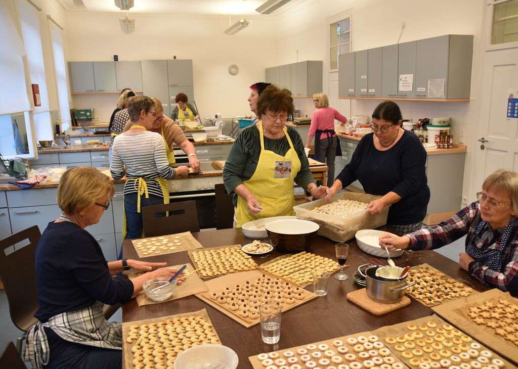 Weihnachtsbacken-Silberdistel