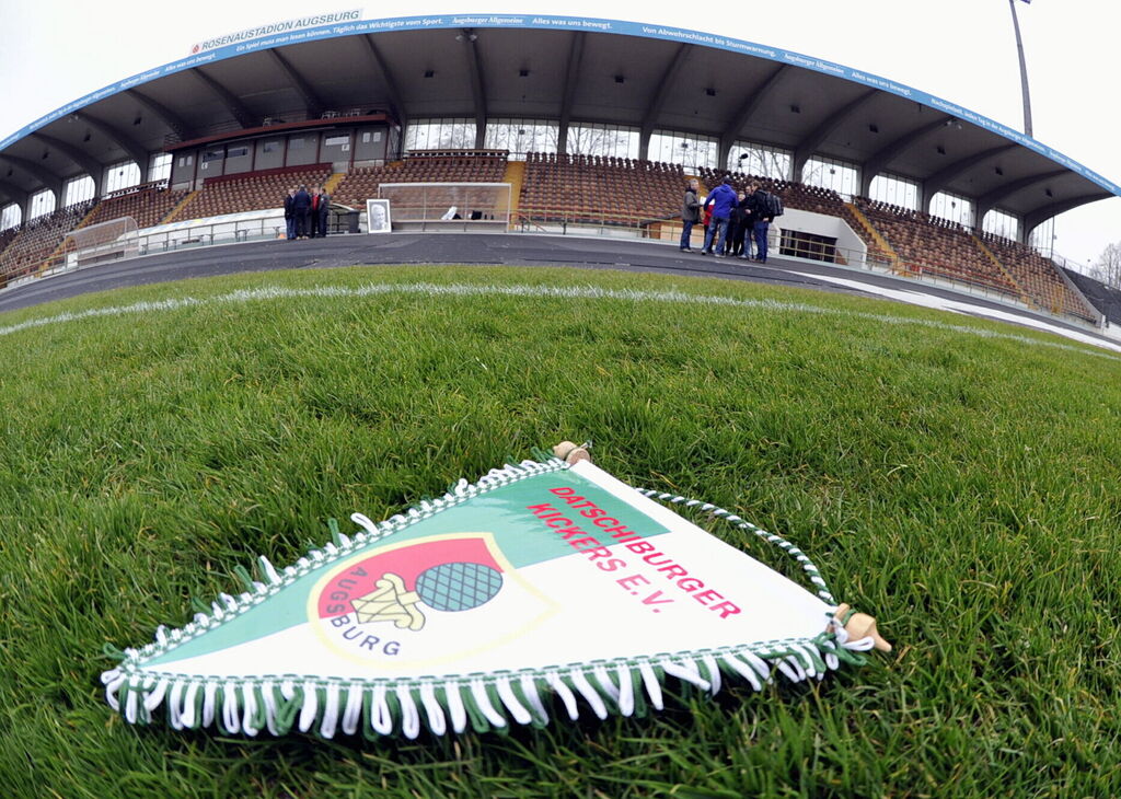 Datschiburger-Kickers---100.-Geburtstag-